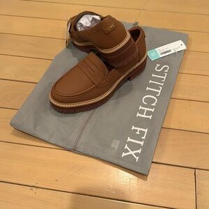 Ladies TOMS BRAND NEW WITH TAGS, wedged leather cognac loafers